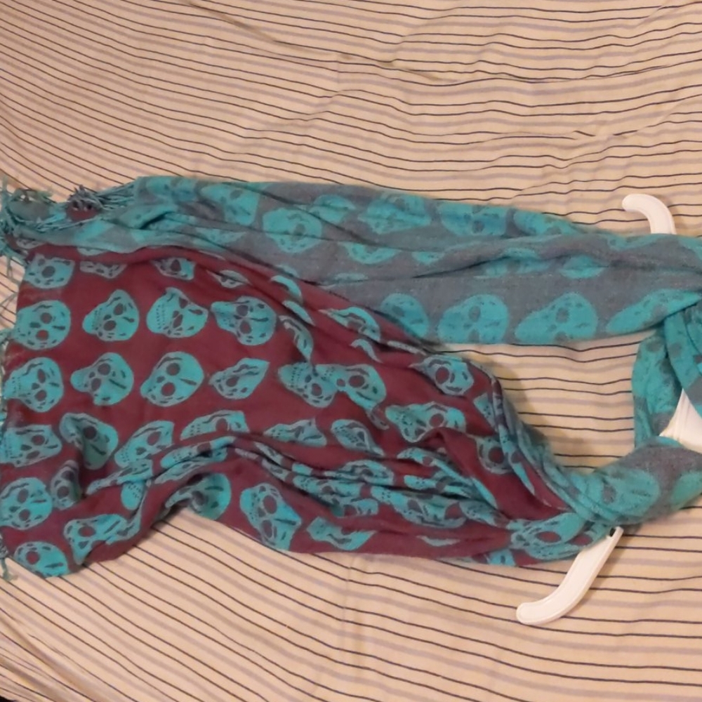 Skull Scarf